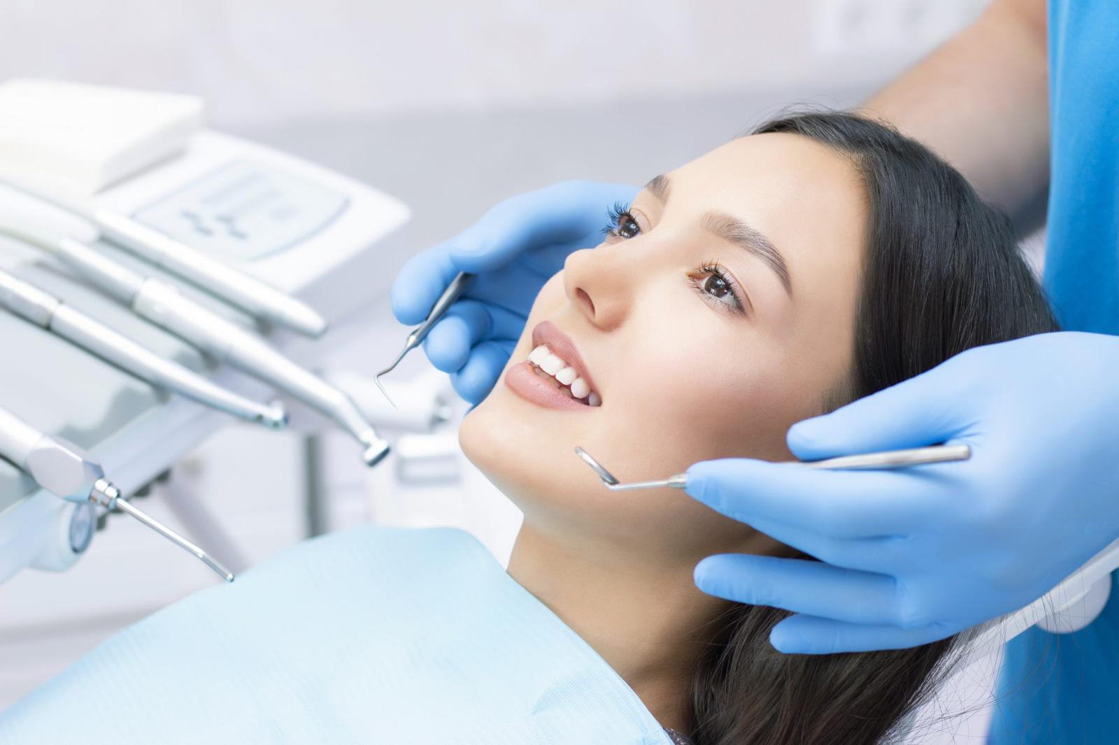 Fluor Là Gì? Tầm Quan Trọng Của Fluoride Với Răng Miệng (2026)